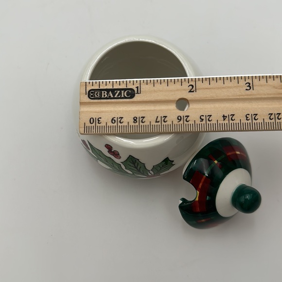 Vintage Christmas creamer and lidded sugar set Pacific Rim HollyBerry - Picture 13 of 16